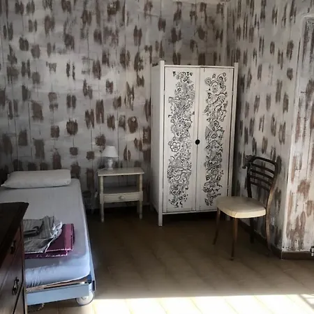 Jolie Petite Maison Chez Barbara Garbagna