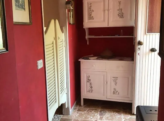 Jolie Petite Maison Chez Barbara Hébergement de vacances