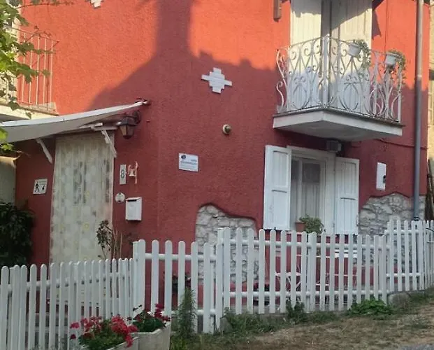 Jolie Petite Maison Chez Barbara Garbagna